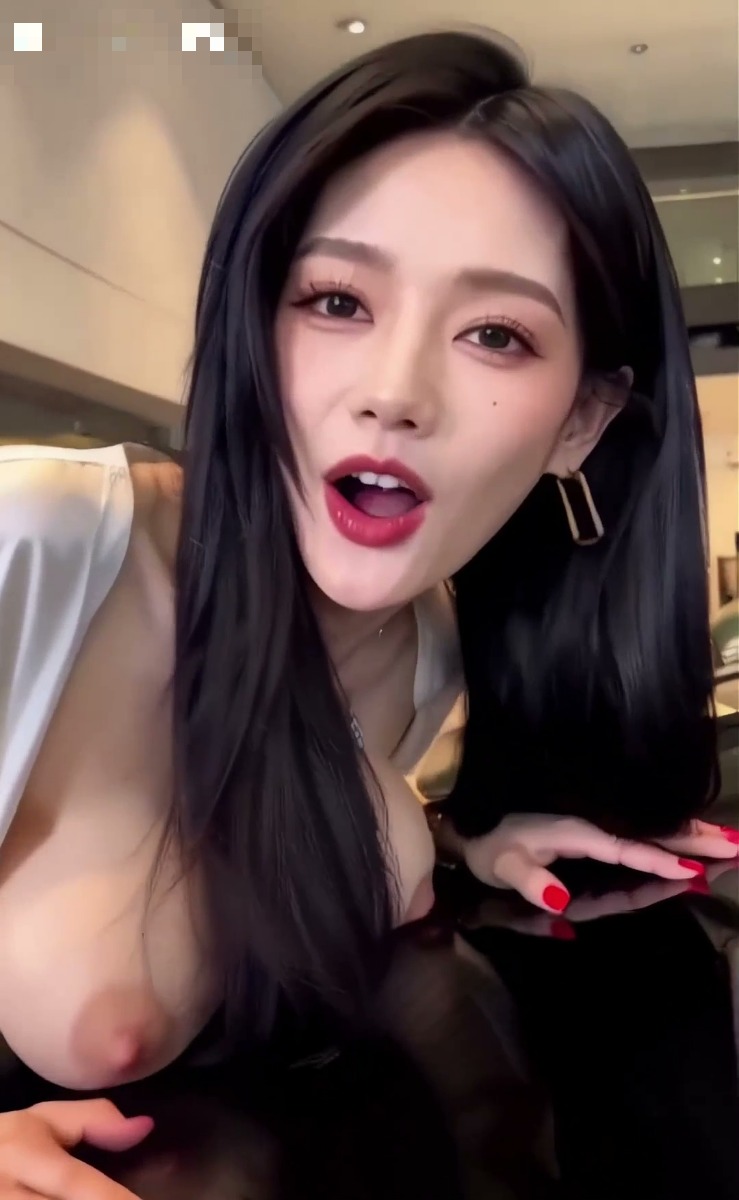 【AI明星短剧】李一桐拥有零存在感的男人对直播当中的奥迪4S店女主播肆意骚扰